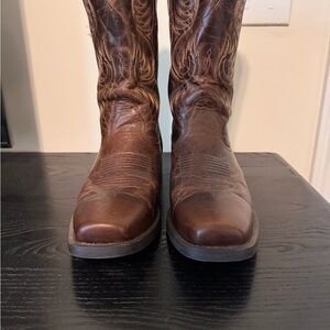 Ariat Brown Embroidered Leather Western Boots